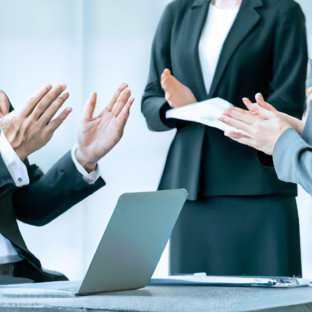 官公庁や企業との連携：実績に裏打ちされた信頼